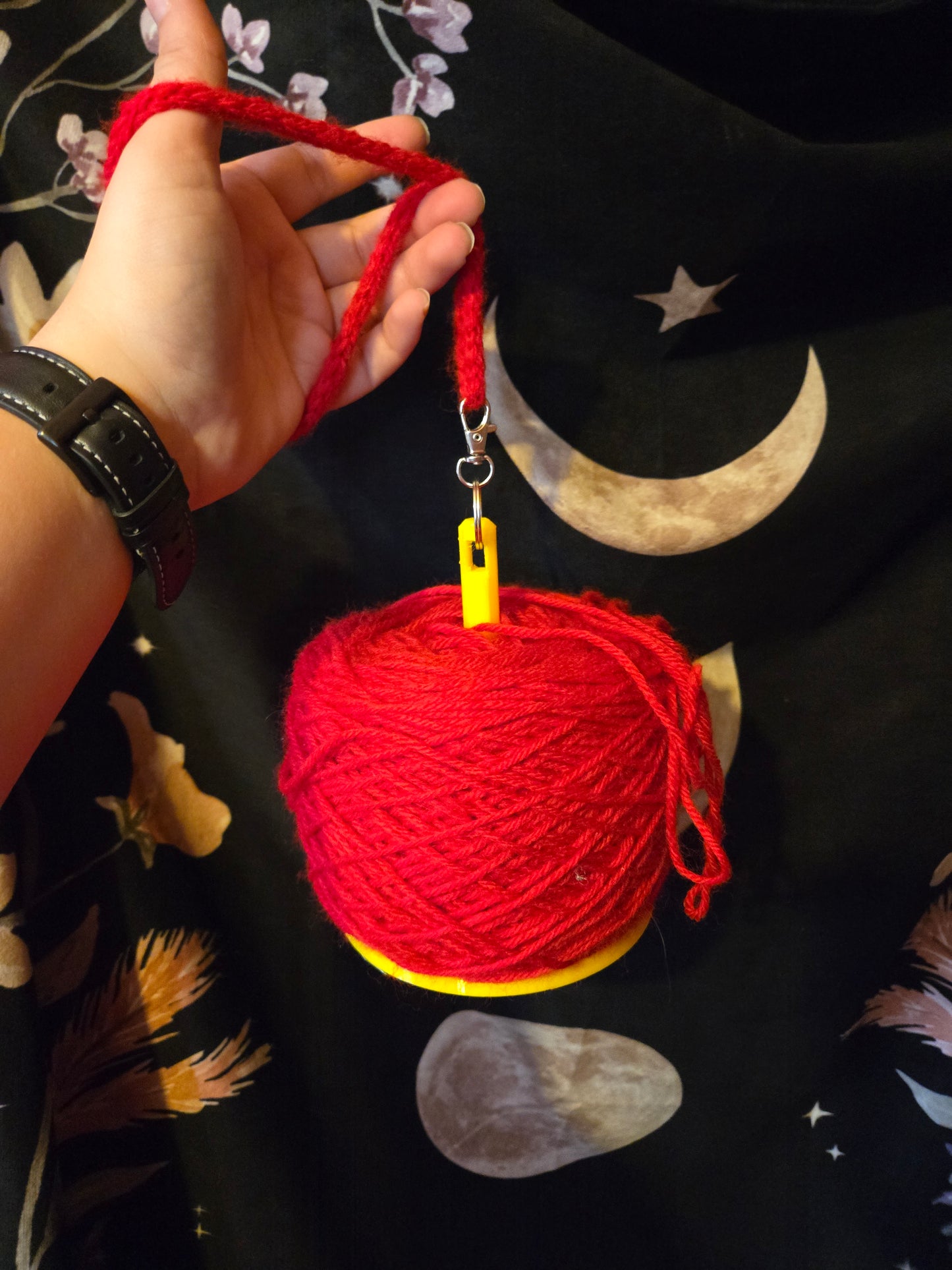 Portable Yarn Holder